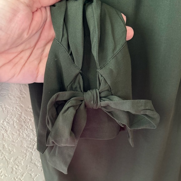 🆕 LOFT Long Sleeve Green Blouse Tunic | XS - Picture 3 of 4